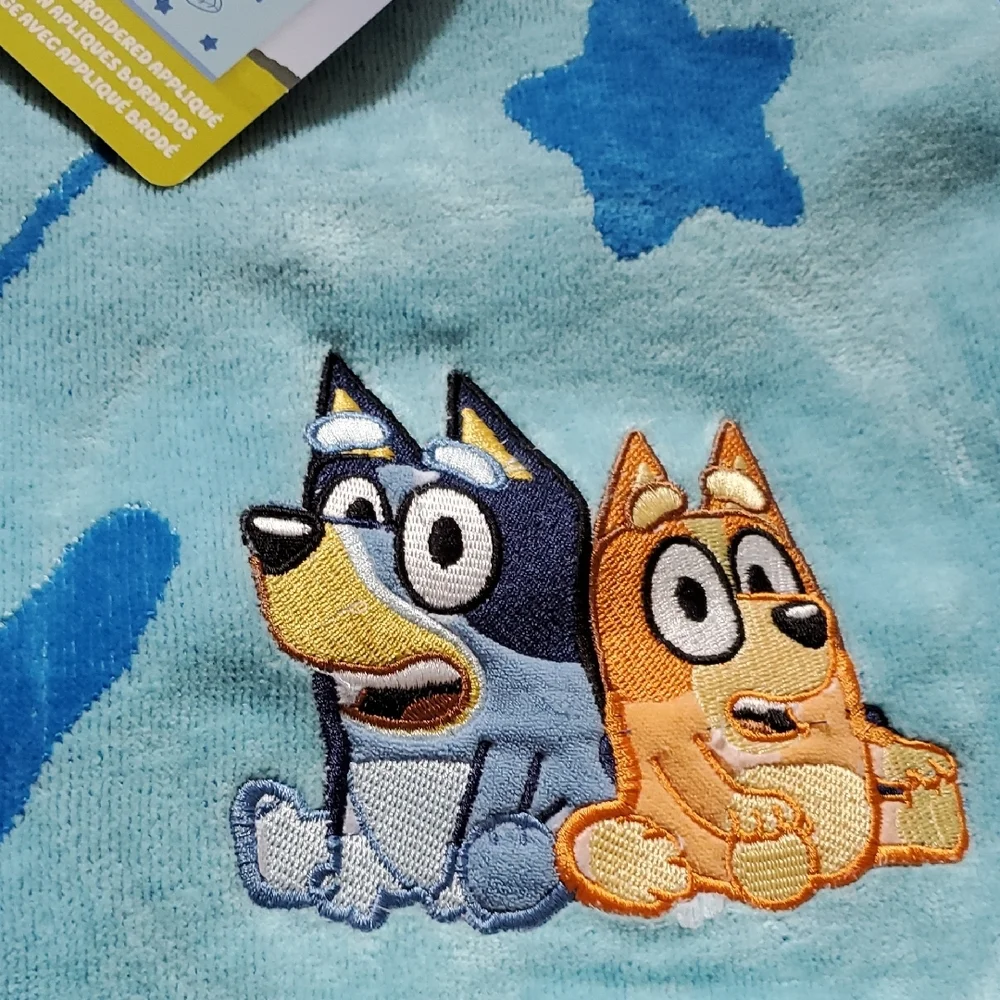 🆕️ Hello Kitty Or Bluey Beach Towel with Embroidered Applique 💓💙